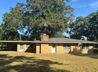 9945 Cave Off Rd, Bastrop, LA 71220