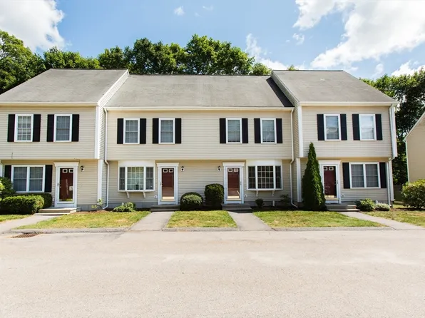 292 Chestnut St APT 2, North Attleboro, MA 02760