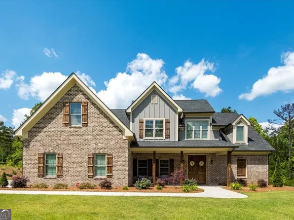 303 Tuxedo Cir, Forsyth, GA 31029