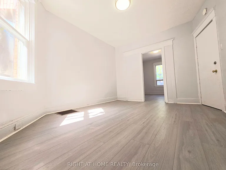 236 Sterling Rd #MAIN — Photo 9