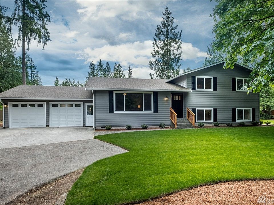 1st image of 10633 39th Dr NE