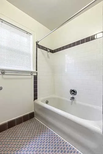 730 NW 20th Ave — Photo 86
