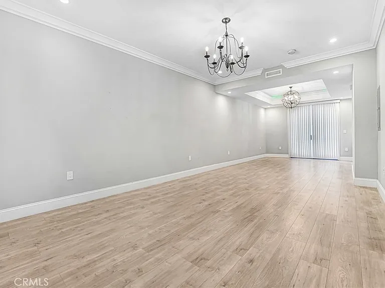 158 S Sierra Madre Blvd #4 — Photo 4
