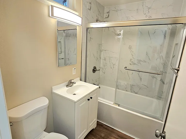 527 Walker Dr — Photo 13