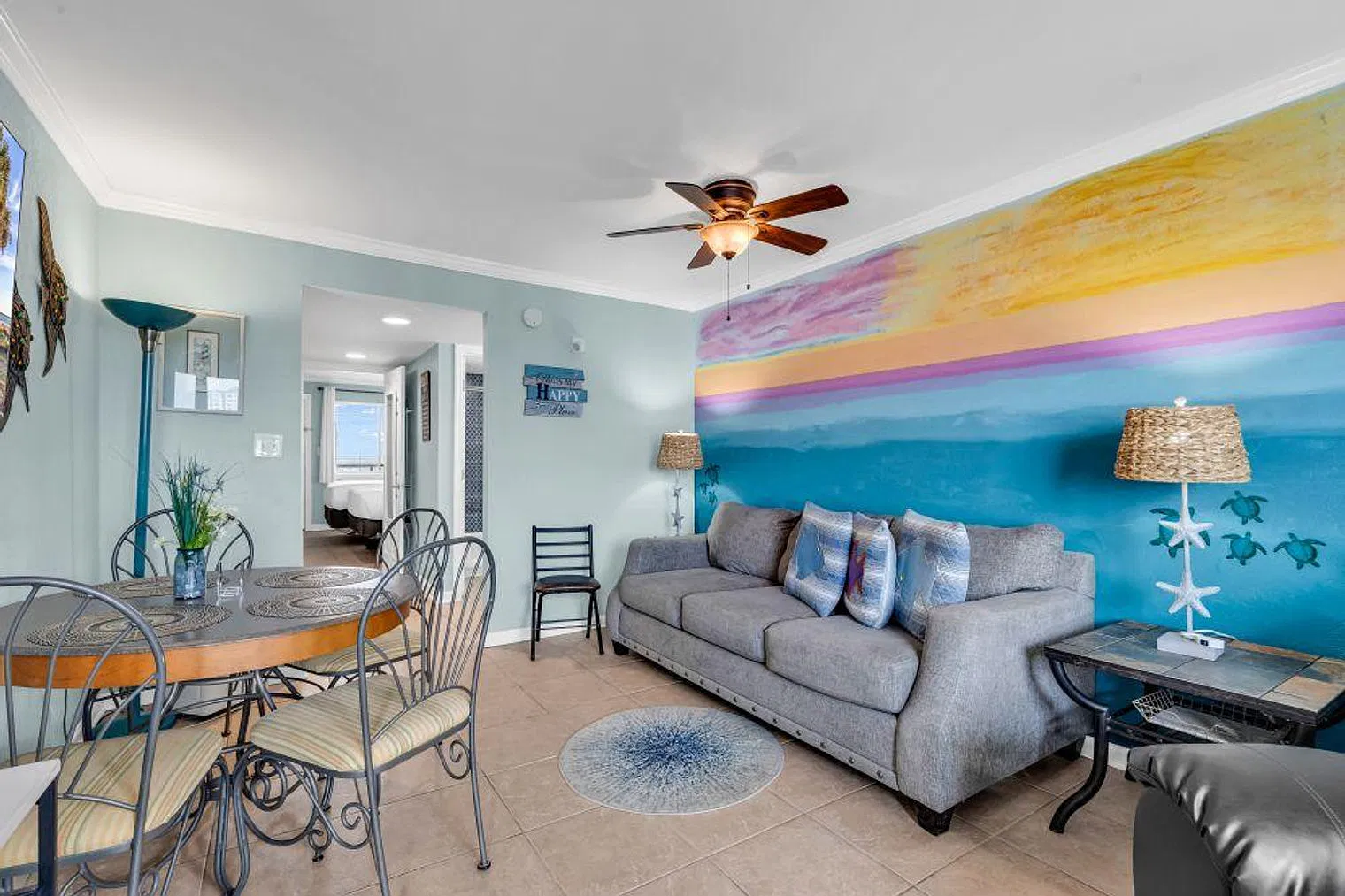 1 bed, 1.0 bath, 473 sqft, $5,351 — Photo 2