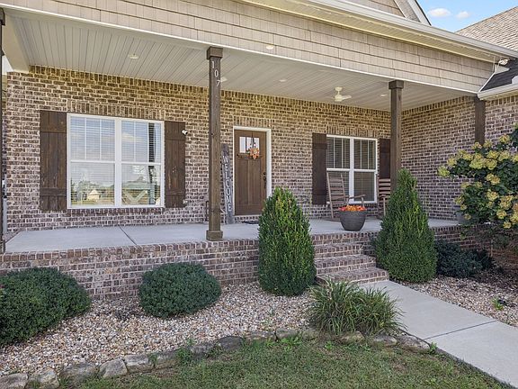 5th image of 107 Holly Ct