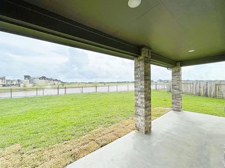 28303 Hazel Trl — Photo 15