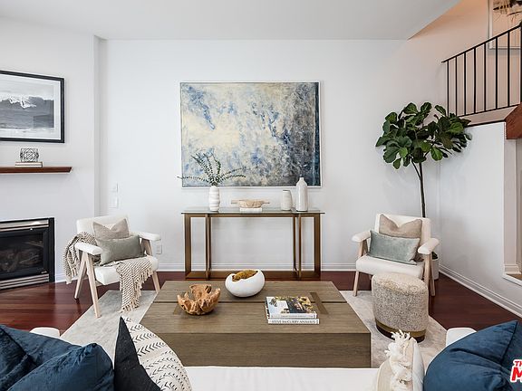 4th image of 1127 9th St Unit 103