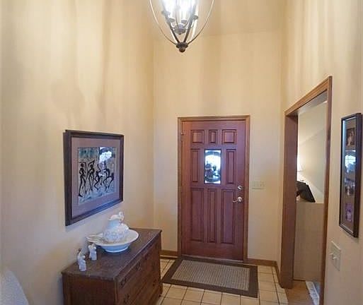 4th image of 65 Woodstream Dr