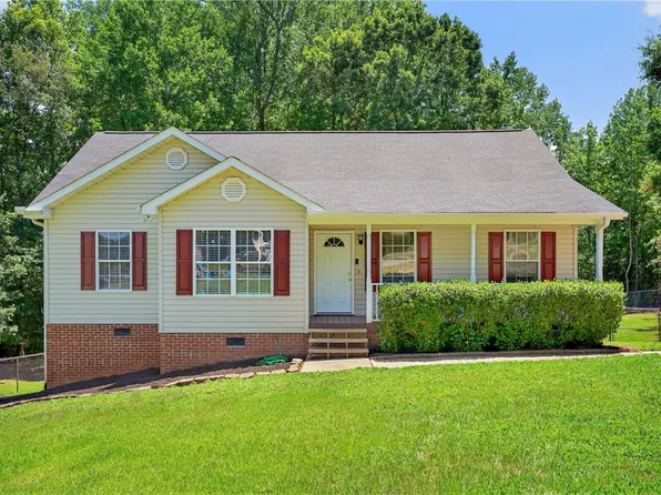 644 Old Cedar Rock Rd, Easley, SC 29640