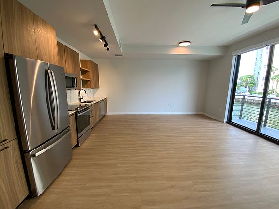 3rd image of 4071 SW 149th Pl