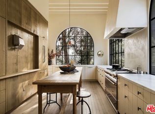 7776 Firenze Ave, Los Angeles, CA 90046