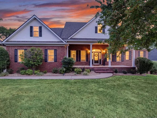 1428 Station Four Ln, Old Hickory, TN 37138