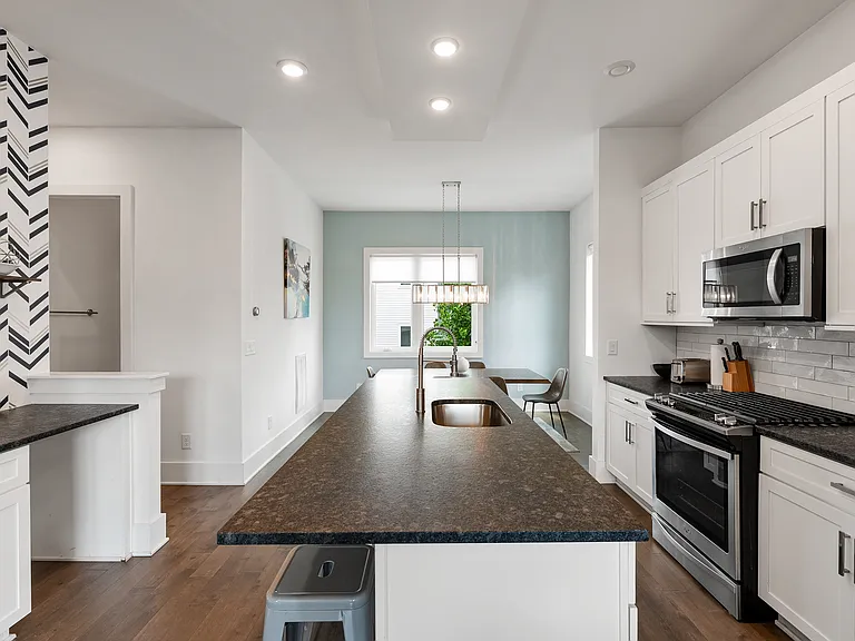 814 Vibe Pl — Photo 9