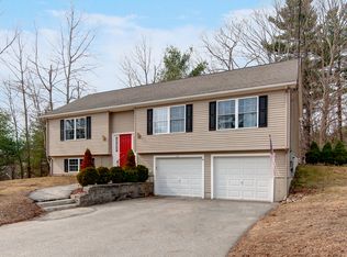 63 Sutton Rd, Webster, MA 01570