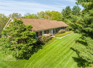 45 Stonedale Rd, Sewickley, PA 15143