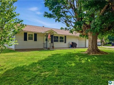 65 Seyfried Ave, Nazareth, PA, 18064