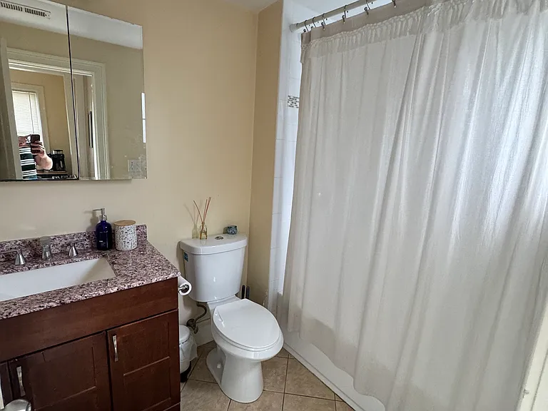 25 Lothrop St #1 — Photo 9