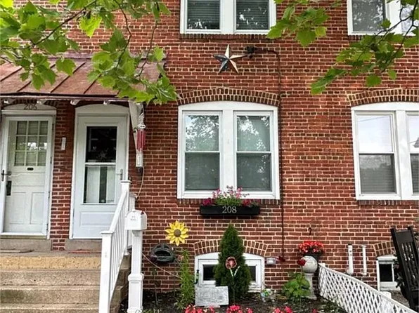 208 6th Ave, Roebling, NJ 08554