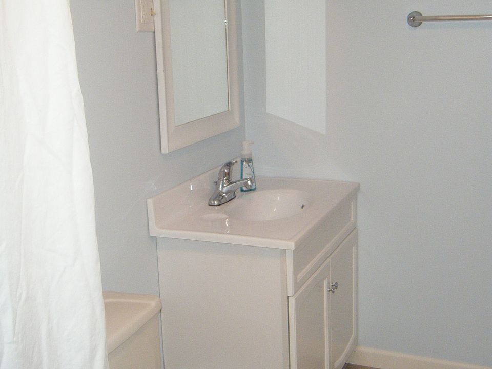 2nd image of 3545 Rudolph Rd