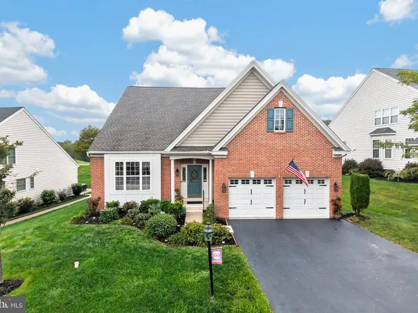 199 Masters Dr, Pottstown, PA 19464