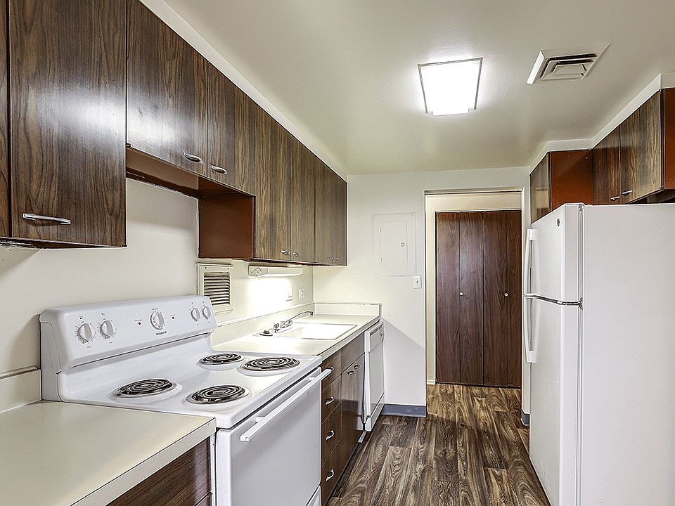 Welcome to Lansing Tower Apartments
