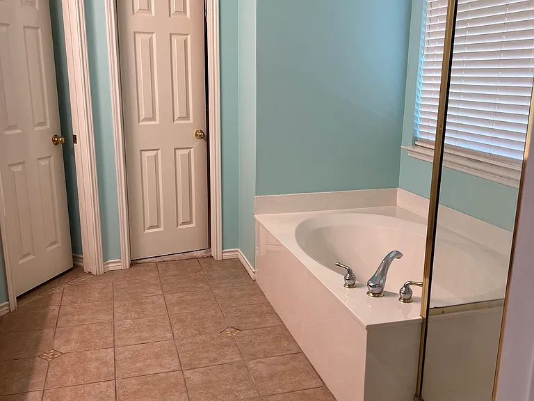1524 Summerfield Dr — Photo 7