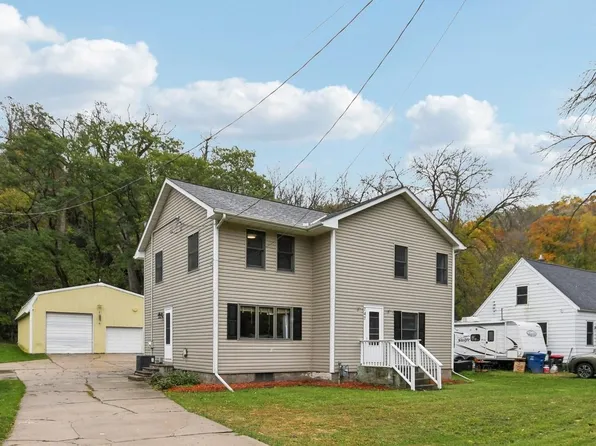 747 21st St, Red Wing, MN 55066