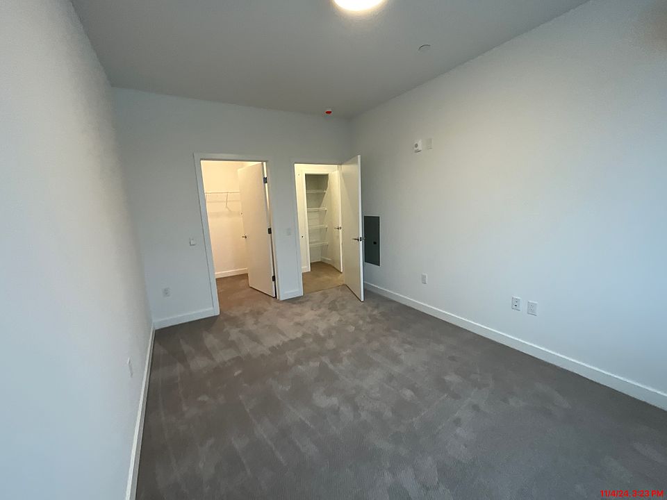 2nd image of 175 Lake St #1
