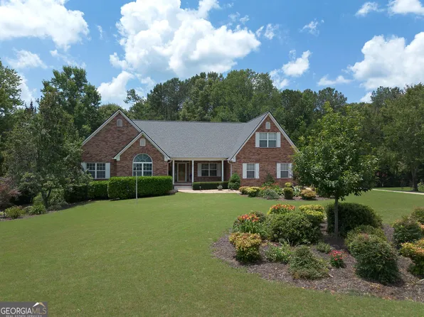 20 Spring Lake Trl NE, White, GA 30184