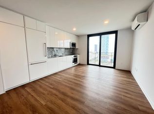 987 Queen St #1503, Honolulu, HI 96814