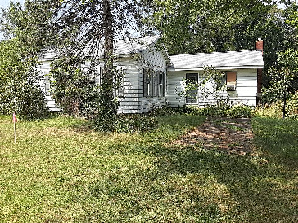 1st image of 323 Howard Ave