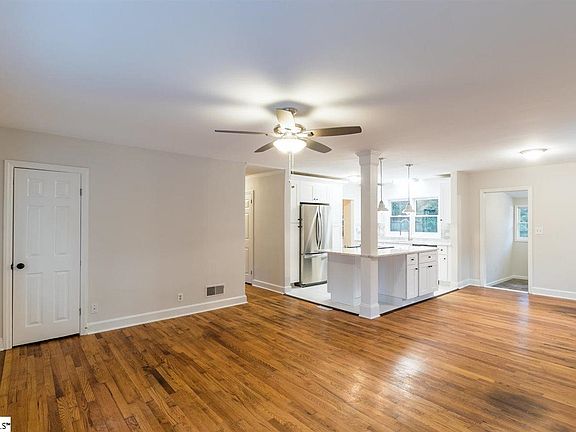 2nd image of 36 Gurley Ave