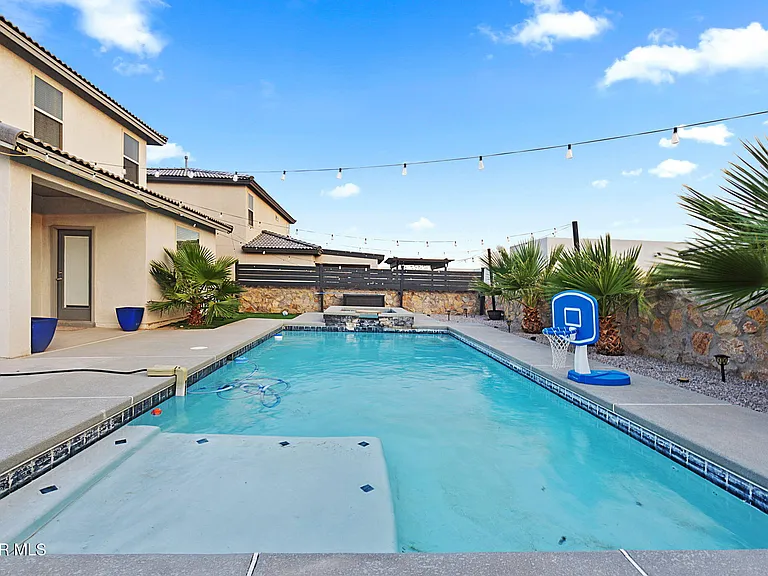 917 Airship Pl — Photo 39