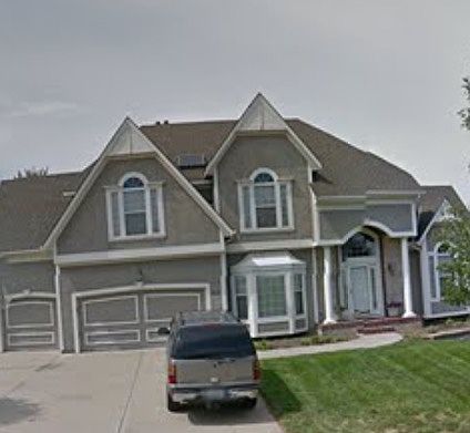 2nd image of 8608 N Eastern Ave