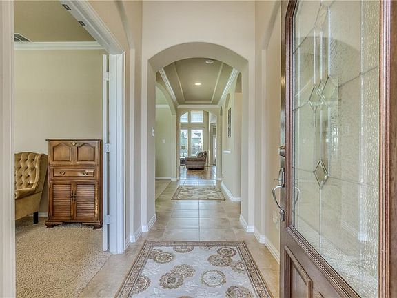 3rd image of 8202 Lake Valley Ct