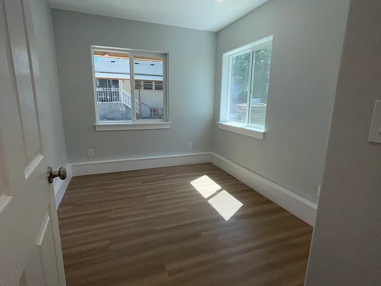 1903 SE 112th Ave #C — Photo 15
