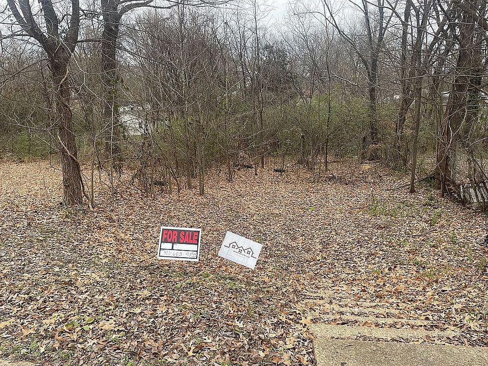 2nd image of 1684 Corning Ave
