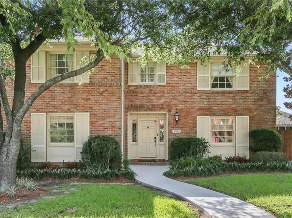 3700 Octavia St, New Orleans, LA 70125