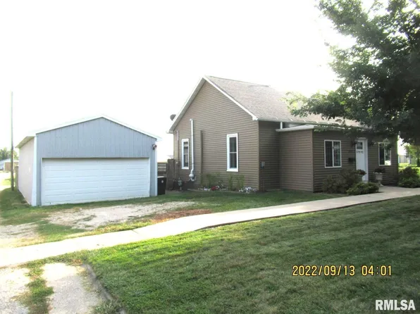 219 W 2nd St, Tipton, IA 52772