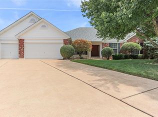 307 Black Oak Ct, Saint Peters, MO