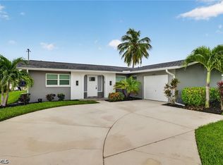 4957 Sorrento Ct, Cape Coral, FL 33904