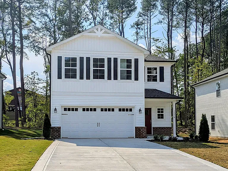 2514 Rolling Pines Ave
