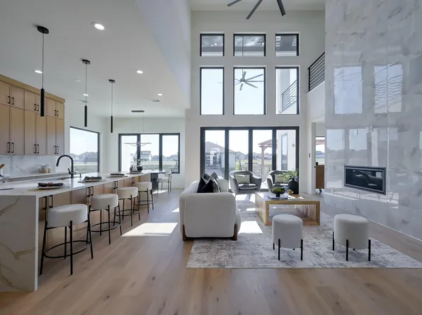 10729 S Lake Mist Ln, Willis, TX 77318