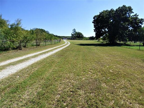 3rd image of 225 County Road 536