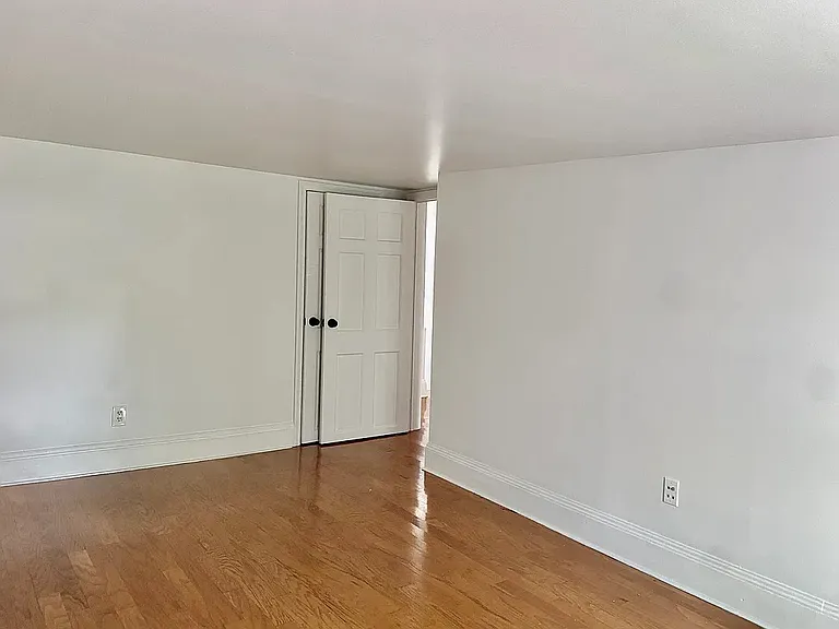 55 Bainbridge St #2 — Photo 14