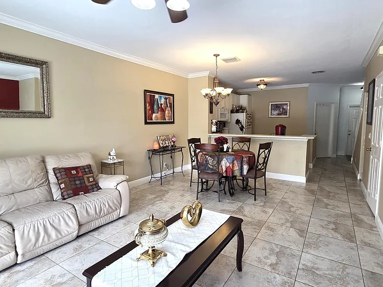 9664 Porta Leona Ln — Photo 4