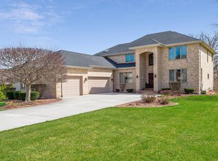 14730 Fox Hollow Ln, Lemont, IL