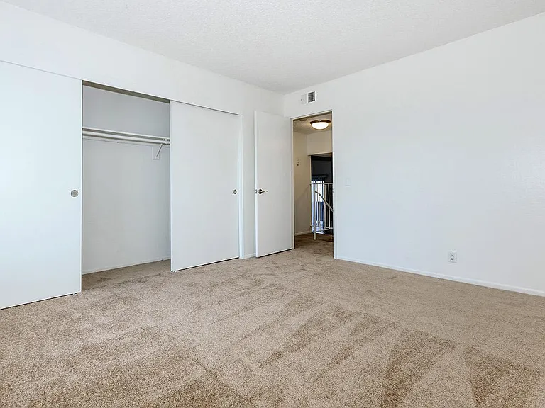 5001 Beach Blvd — Photo 17