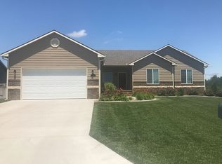 529 S Foxfire St, McPherson, KS 67460